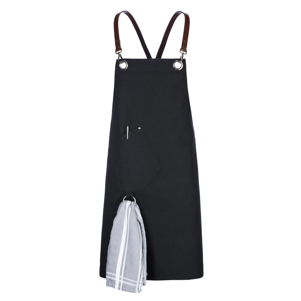 Vorderansicht,vorne mit Karabinaharken Schräg aufgestzte Tasche,mit Metallring.