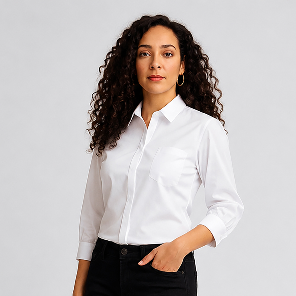 Damen Bluse mit Kentkragen.1 Brusttasche.Tailliert.